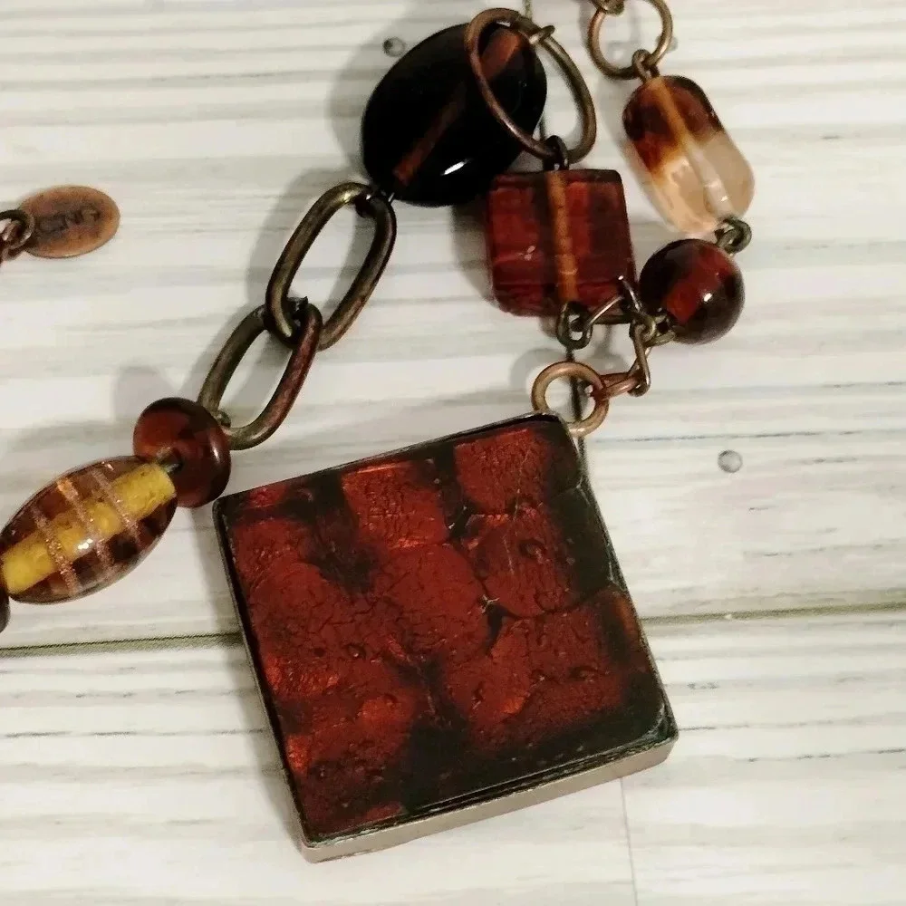 ICING Gold Tone Necklace Womens Fashion Jewelry Signed Amber Glass Beads 16
